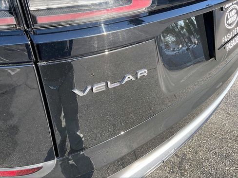 Used 2026 Land Rover Range Rover Velar S AWD/4WD image 32