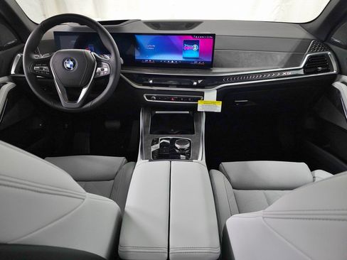 Used 2026 BMW X5 xDrive50e w/ Premium Package AWD/4WD image 8