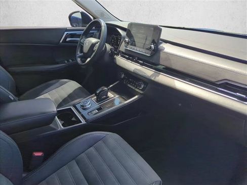 Used 2023 Mitsubishi Outlander SE AWD/4WD image 24
