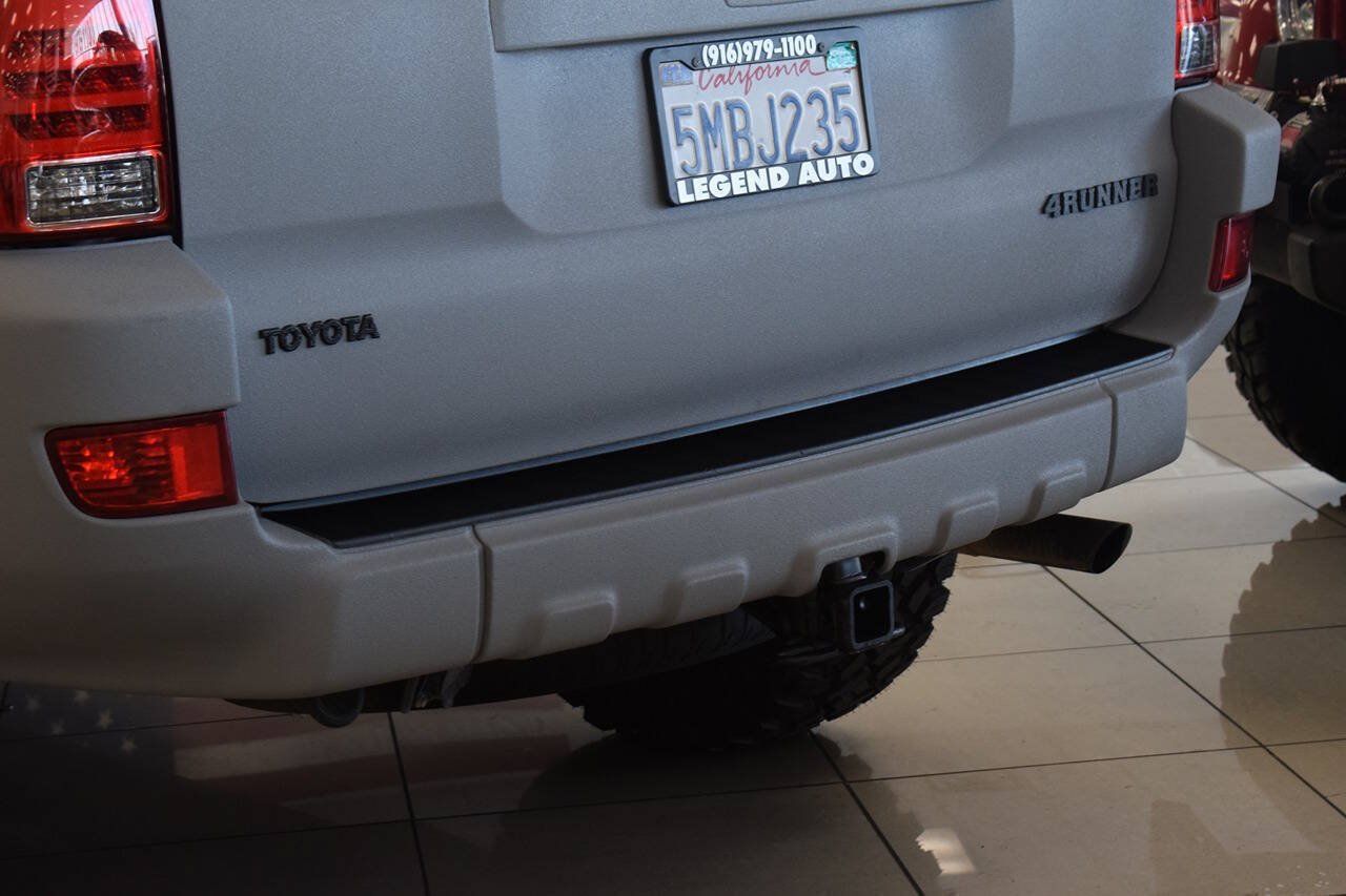 Used 2005 Toyota 4Runner Sport AWD/4WD image 12