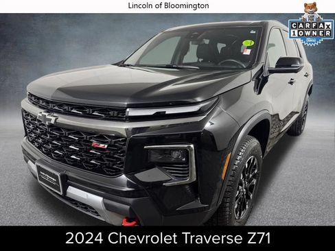 Used 2024 Chevrolet Traverse Z71 w/ LPO, Floor Liner Package AWD/4WD image 1