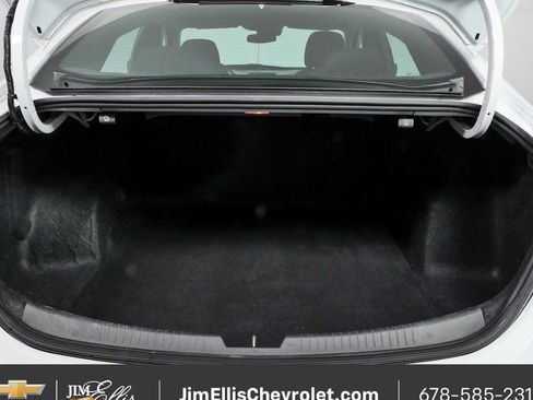 Used 2024 Chevrolet Malibu LT FWD image 28