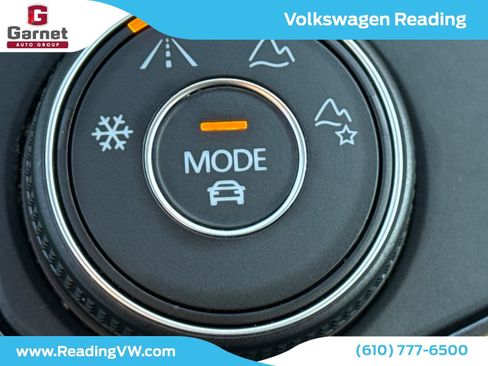 Used 2019 Volkswagen Tiguan SE image 36