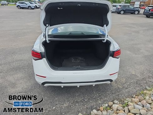 Used 2025 Nissan Sentra SV FWD image 7