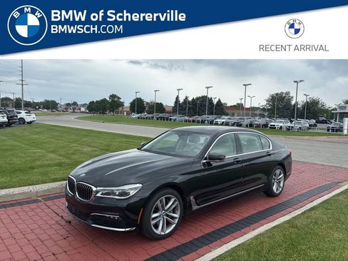 Used 2018 BMW 750i xDrive AWD/4WD image 1