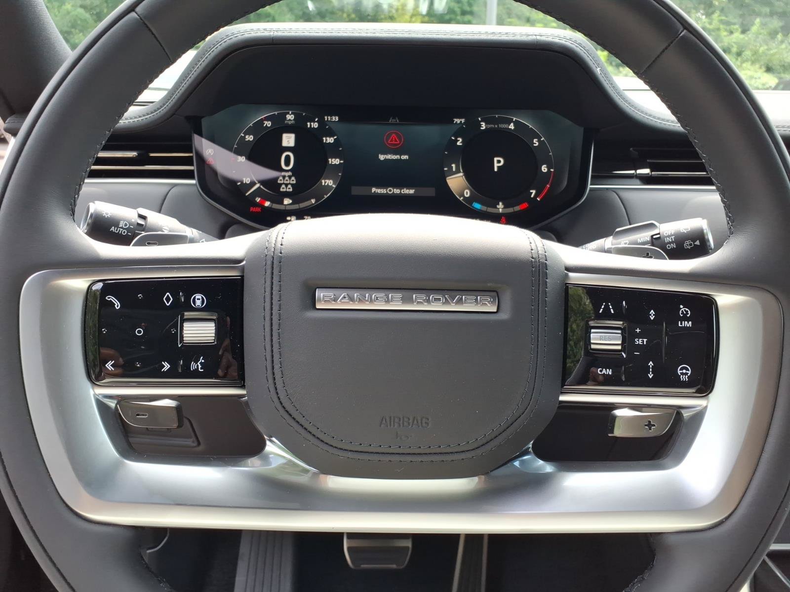 New 2027 Land Rover Range Rover Long Wheelbase SE AWD/4WD image 11