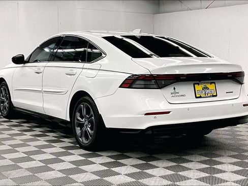 Used 2024 Honda Accord EX-L image 2