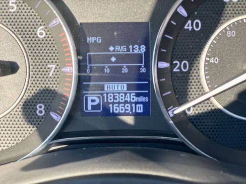 Used 2019 Nissan Armada SL w/ Premium Package image 12