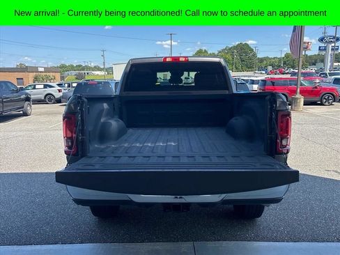 Used 2026 RAM 2500 Big Horn AWD/4WD image 3