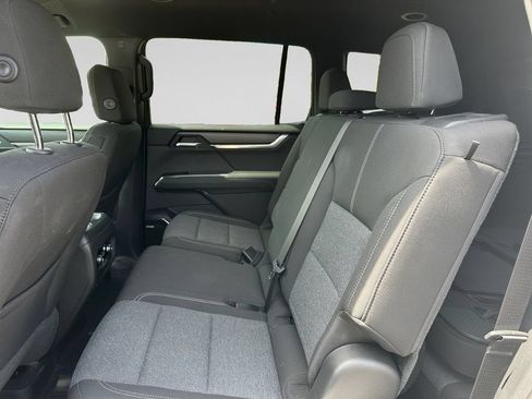 Used 2026 GMC Acadia Elevation w/ LPO, Floor Liner Package AWD/4WD image 13