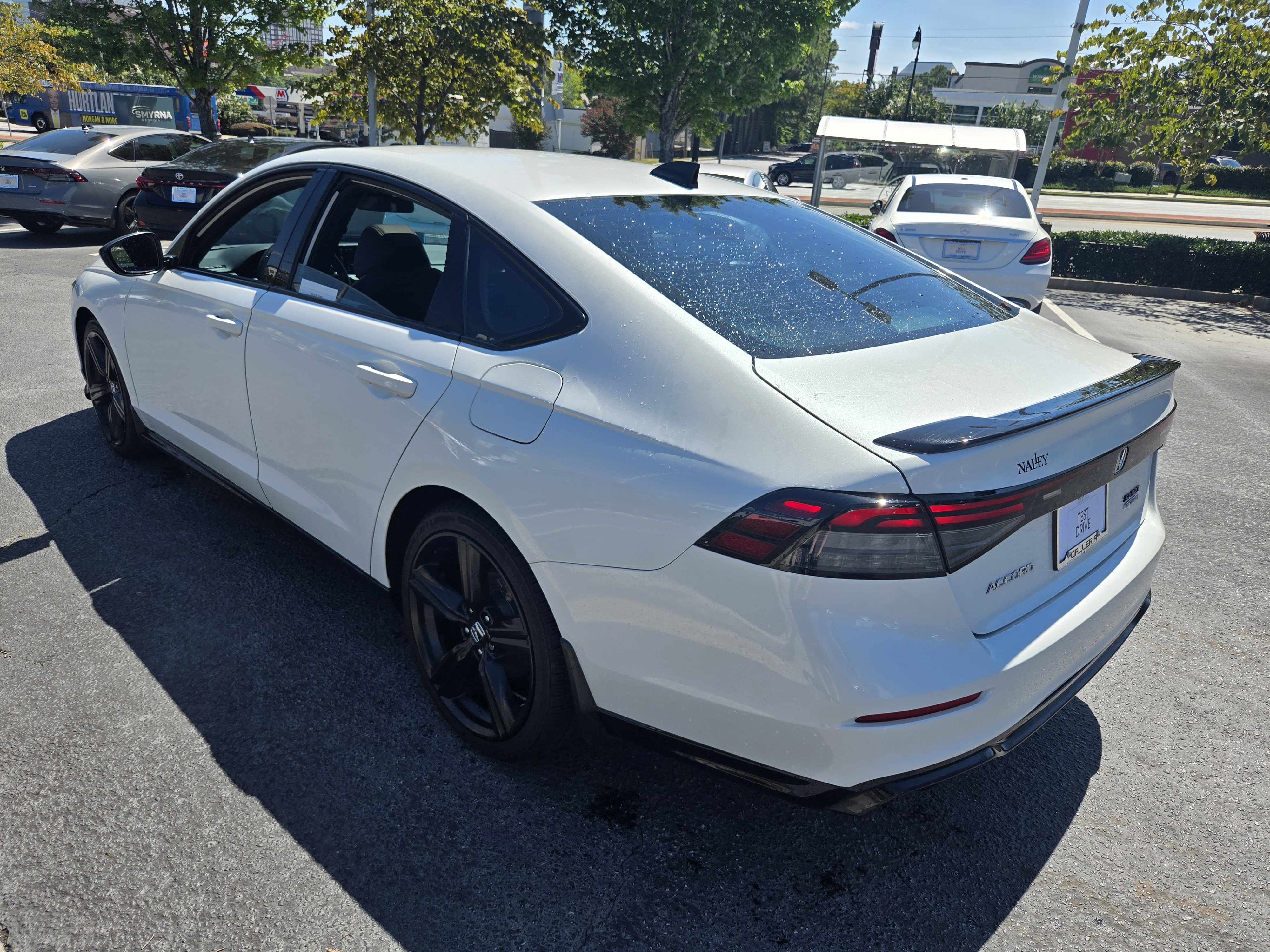 Used 2024 Honda Accord Sport image 3