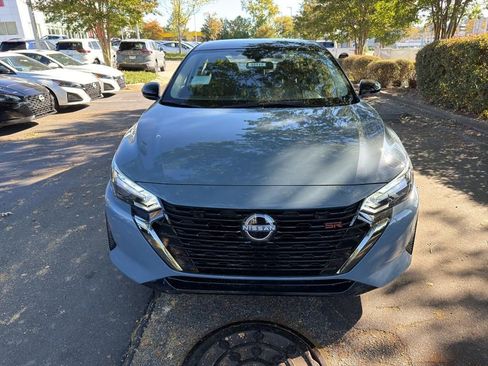 New 2025 Nissan Sentra SR image 2