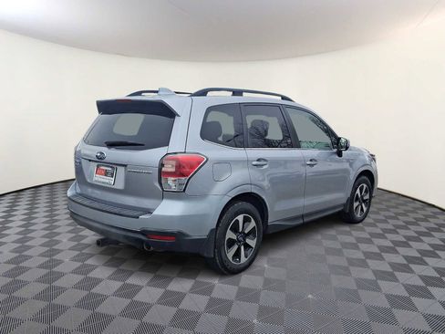 Used 2018 Subaru Forester 2.5i Limited w/ Popular Package #3B image 5