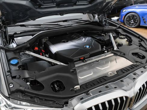 Used 2024 BMW X3 sDrive30i w/ Premium Package RWD image 60
