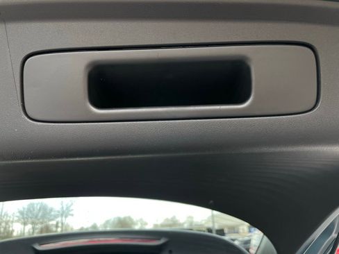 Certified 2025 Honda HR-V EX-L image 42