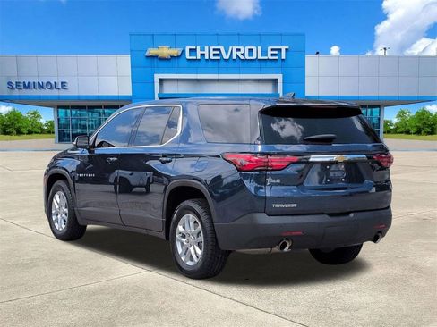 Used 2023 Chevrolet Traverse LS w/ Safety Package FWD image 3