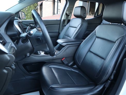 Used 2023 GMC Acadia SLT w/ Elevation Edition image 29