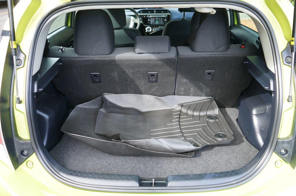 Used 2015 Toyota Prius C Two FWD image 11