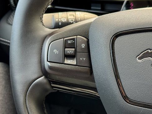 Used 2025 Ford Mustang Mach-E Premium AWD/4WD image 29