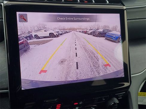 New 2025 Jeep Grand Cherokee Limited w/ Trailer Tow Package image 26