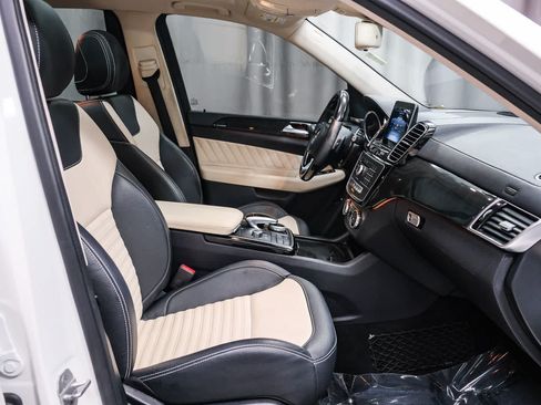 Used 2018 Mercedes-Benz GLE 43 AMG 4MATIC image 22