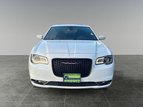 Used 2022 Chrysler 300 S image 2