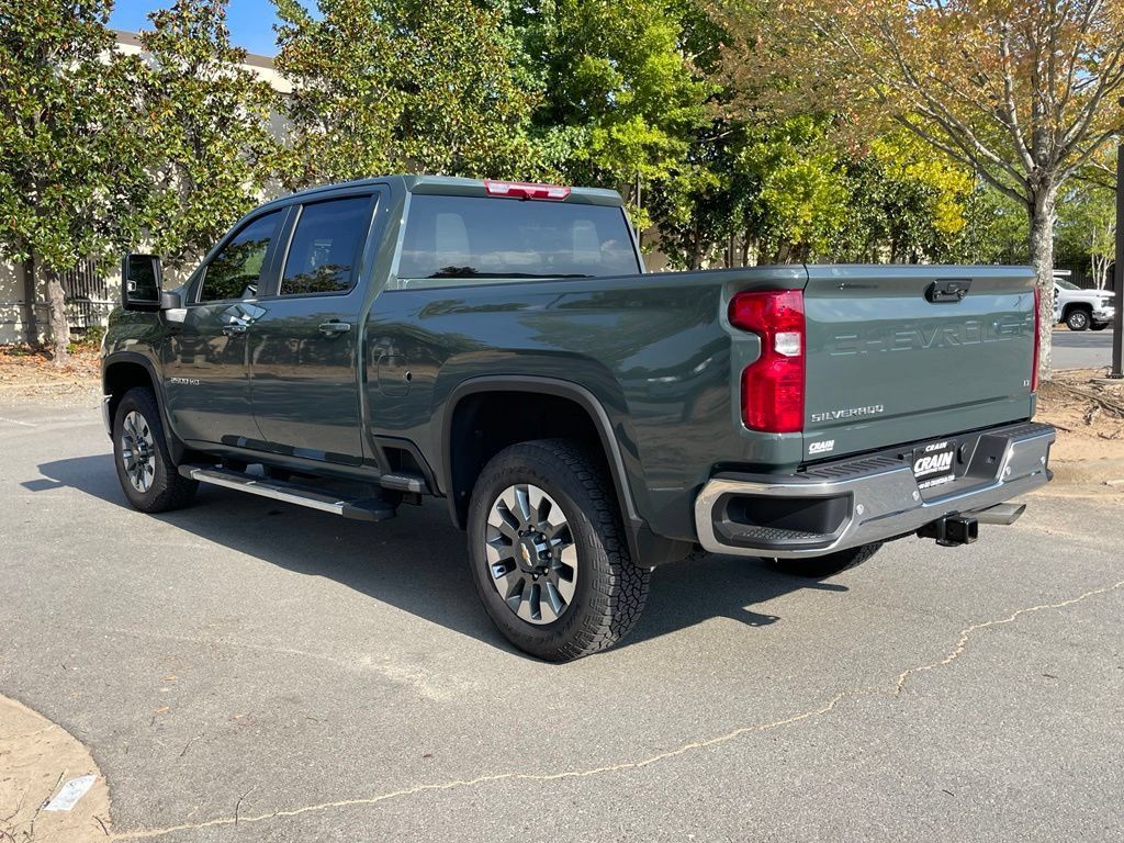 Used 2026 Chevrolet Silverado 2500 LT w/ All Star Edition AWD/4WD image 5