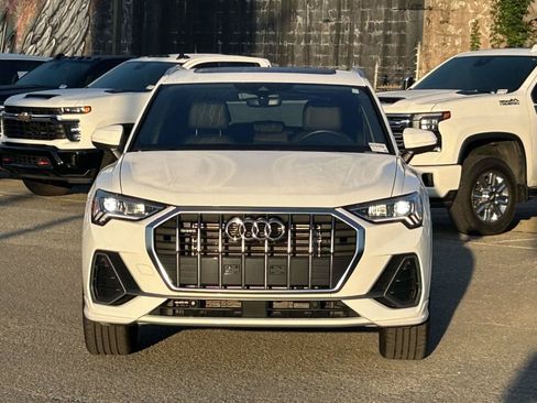 Used 2025 Audi Q3 2.0T Premium AWD/4WD image 2