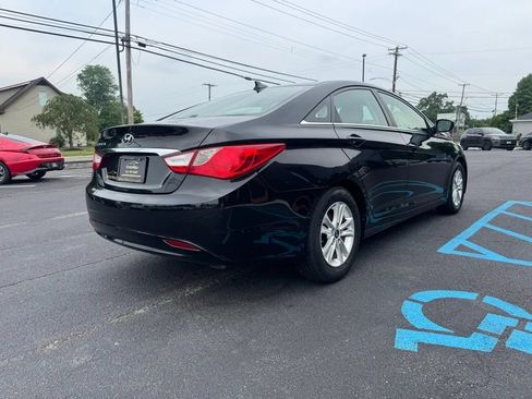 Used 2013 Hyundai Sonata GLS w/ Popular Equipment Pkg FWD image 3