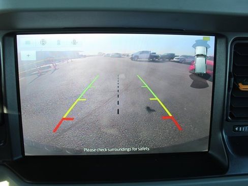 Used 2023 Ford Bronco Badlands w/ Sasquatch Package image 32