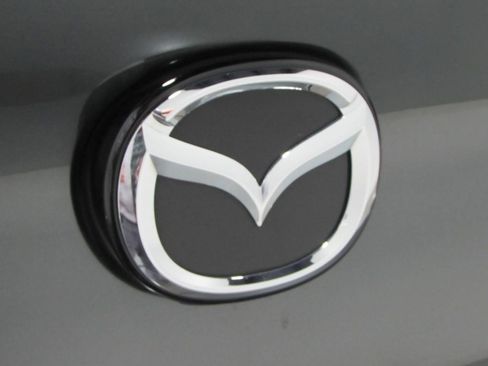 Used 2024 MAZDA MAZDA3 s image 30