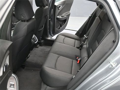 Used 2024 Chevrolet Malibu LT image 9