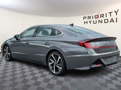 Used 2022 Hyundai Sonata SEL Plus w/ Preferred Accessory Package FWD image 6