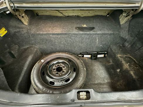 Used 2005 Mercury Grand Marquis LS RWD image 20
