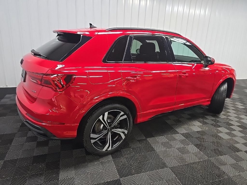 Used 2023 Audi Q3 2.0T Premium Plus AWD/4WD image 3
