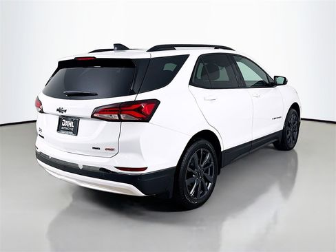 Used 2023 Chevrolet Equinox RS image 16