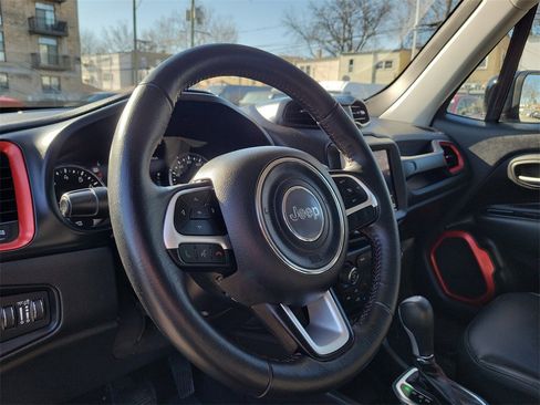 Used 2023 Jeep Renegade Trailhawk w/ Trailhawk Elite Group image 16