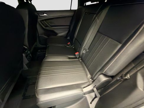 Used 2023 Volkswagen Tiguan SE R-Line FWD image 13