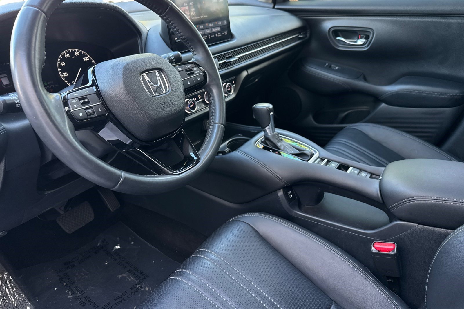 Certified 2024 Honda HR-V EX-L image 4