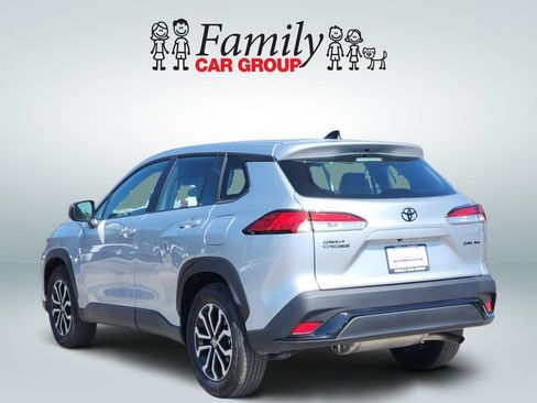 Used 2025 Toyota Corolla Cross AWD Hybrid image 3