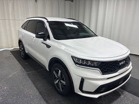 Used 2022 Kia Sorento EX FWD image 4