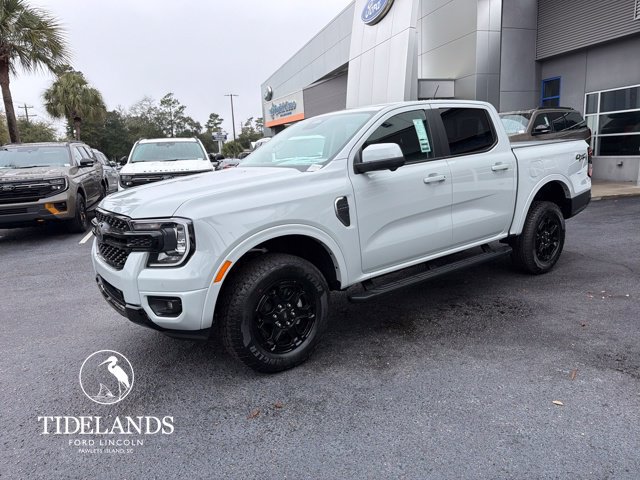 New 2026 Ford Ranger Lariat w/ Black Appearance Package AWD/4WD image 3