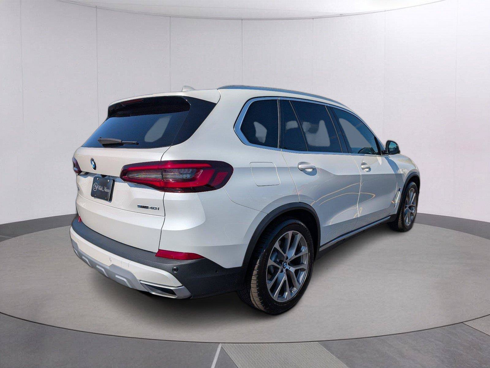 Used 2021 BMW X5 sDrive40i w/ Premium Package RWD image 7