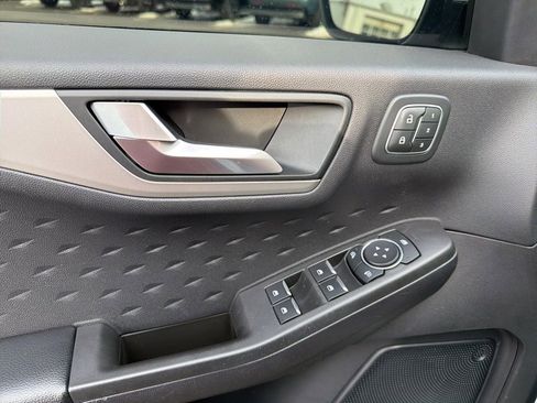 Used 2020 Ford Escape SEL image 26