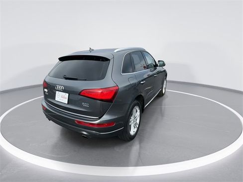 Used 2016 Audi Q5 2.0T Premium Plus w/ Technology Package image 8