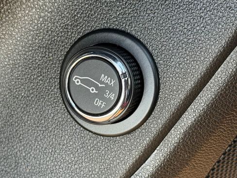 Used 2021 Chevrolet Blazer RS w/ LPO, Floor Liner Package FWD image 29