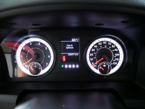 Used 2016 RAM 1500 Express AWD/4WD image 21