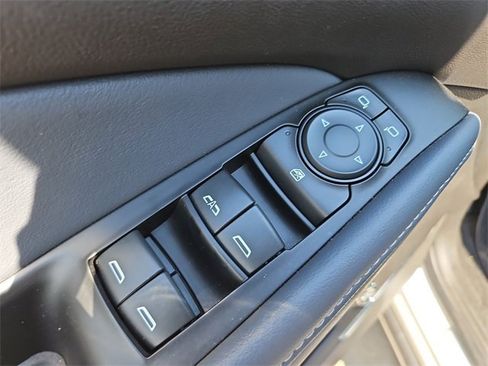 Used 2023 Buick Enclave Essence w/ Experience Buick Package image 22