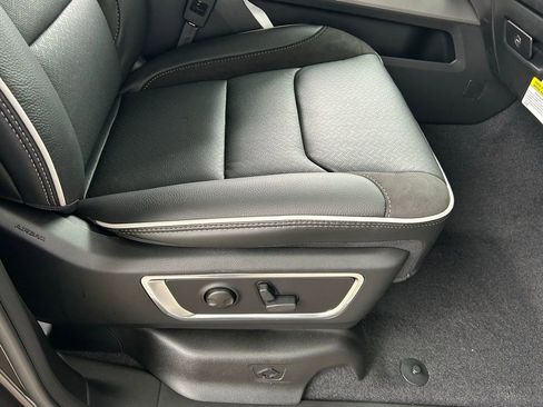 New 2026 RAM 1500 Laramie w/ Night Edition image 38
