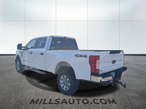 Used 2018 Ford F250 XLT AWD/4WD image 8